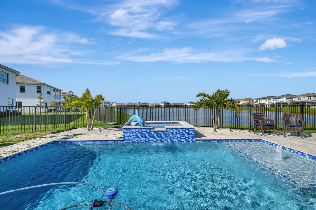 待售: $835,000 (3 贝兹, 4 浴室, 2410 平方英尺)