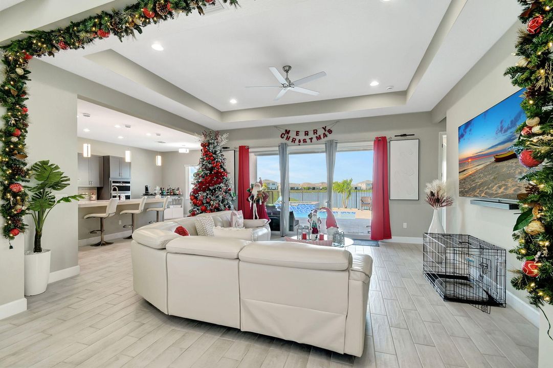 待售: $835,000 (3 贝兹, 4 浴室, 2410 平方英尺)