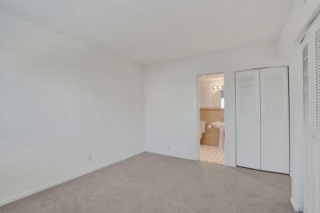 待售: $519,000 (2 贝兹, 2 浴室, 1166 平方英尺)