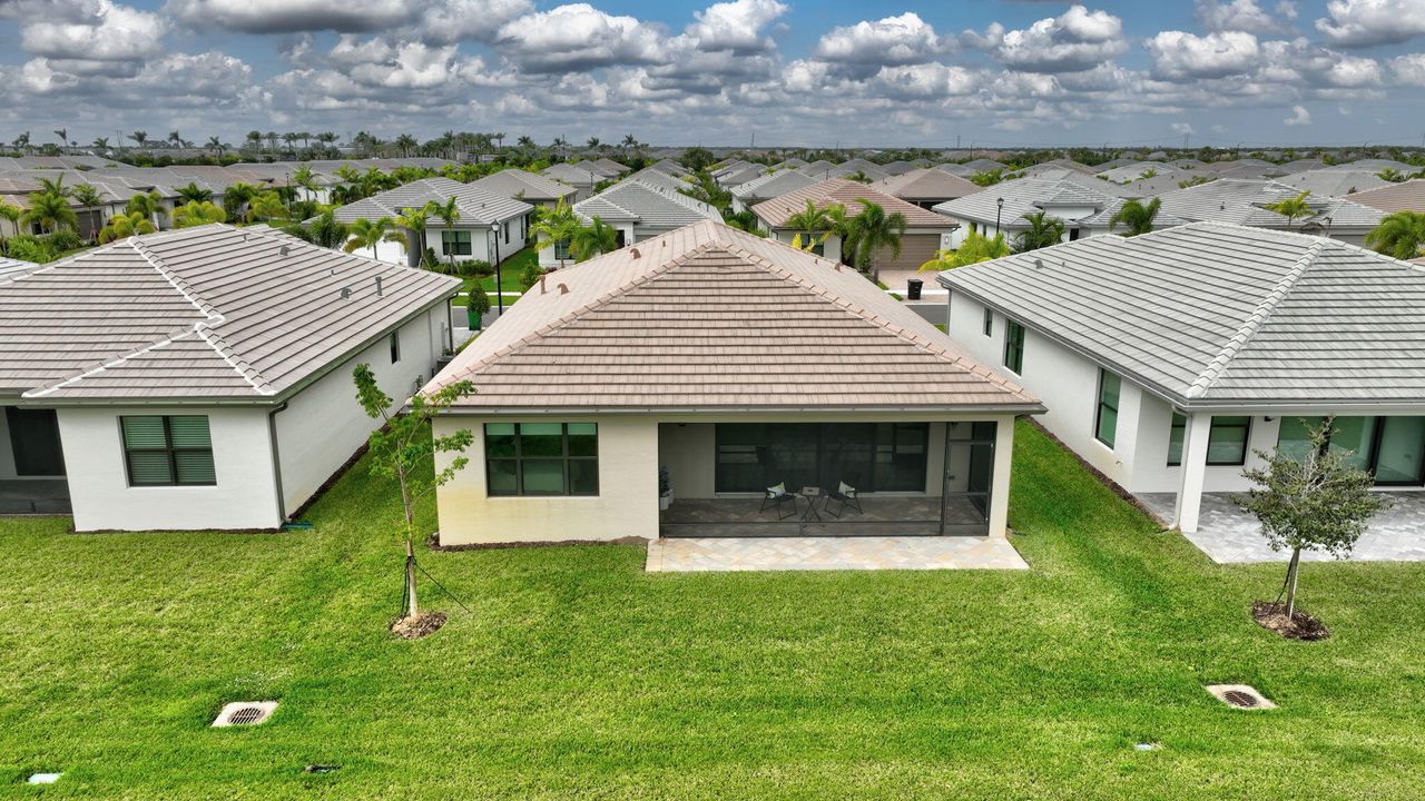 出租: $3,600 (3 贝兹, 2 浴室, 1752 平方英尺)