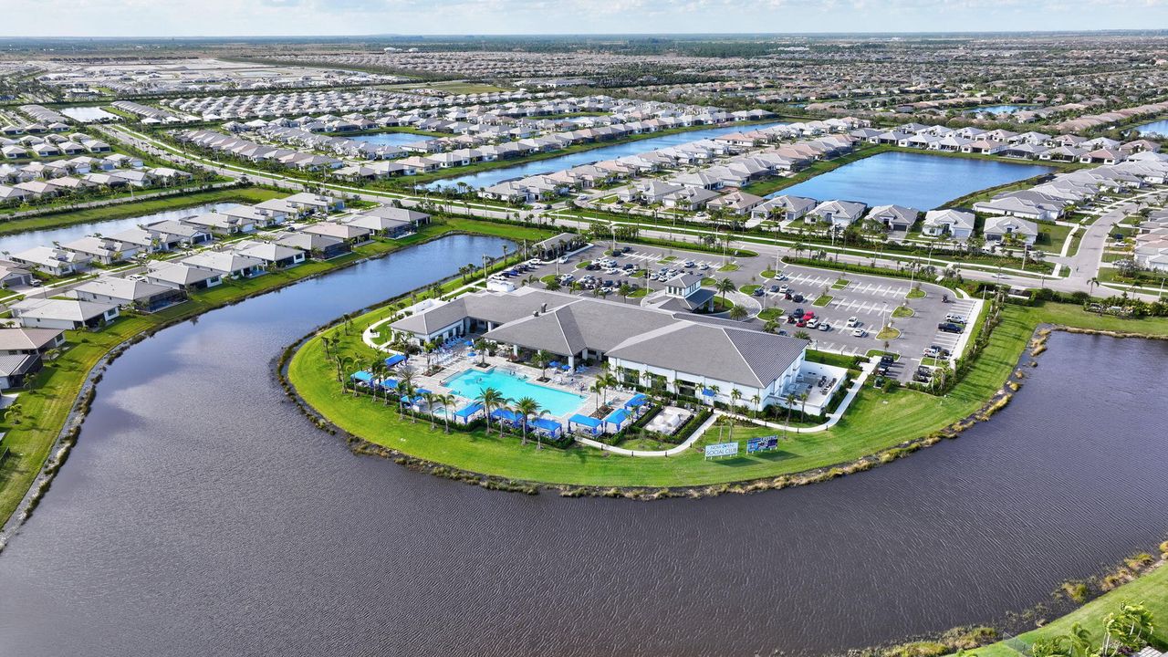 出租: $3,600 (3 贝兹, 2 浴室, 1752 平方英尺)