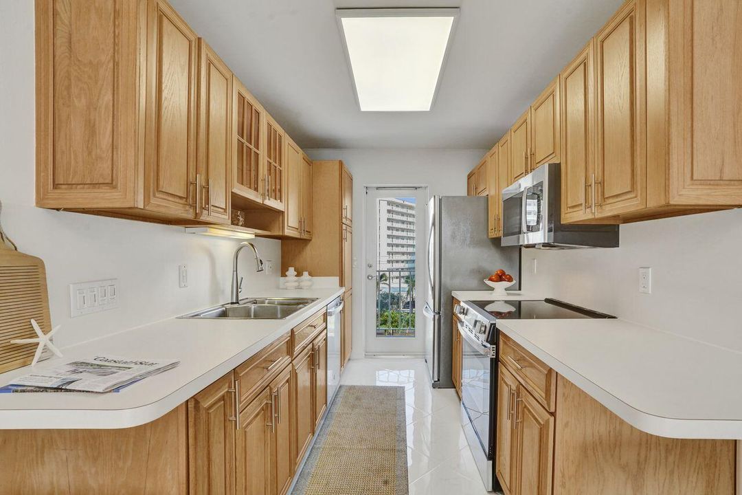 待售: $519,000 (2 贝兹, 2 浴室, 1166 平方英尺)