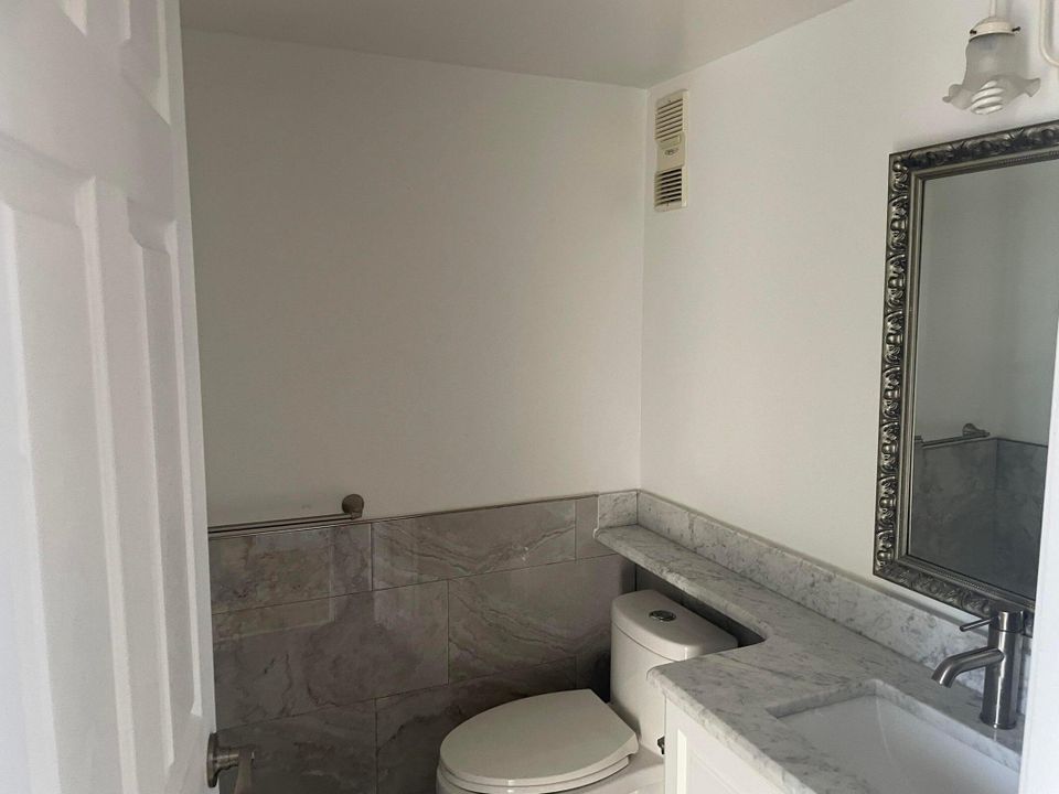 В аренду: $1,375 (1 спален, 1 ванн, 775 Квадратных фут)