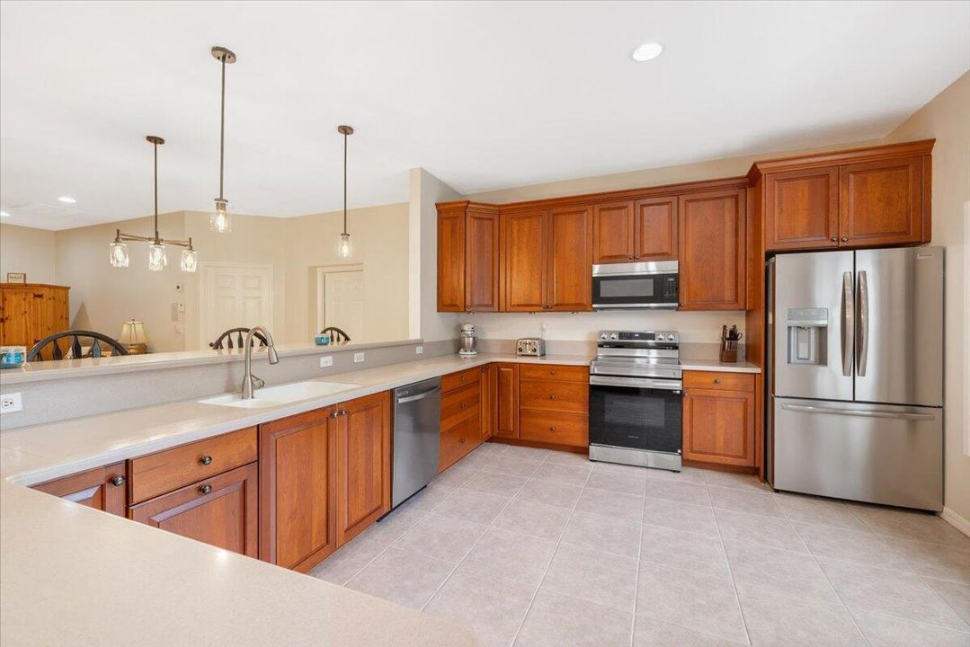 待售: $450,000 (3 贝兹, 2 浴室, 1746 平方英尺)