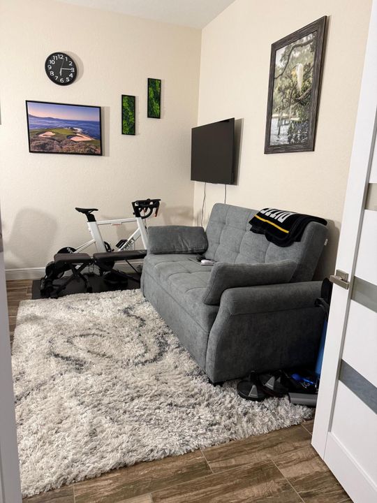 В аренду: $2,600 (2 спален, 2 ванн, 1819 Квадратных фут)