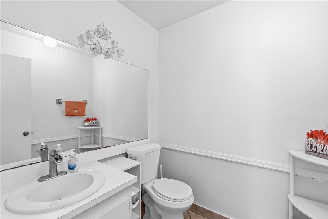 For Sale: $450,000 (3 beds, 2 baths, 1620 Square Feet)