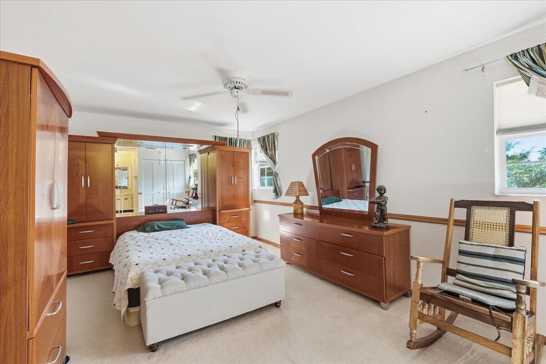 For Sale: $450,000 (3 beds, 2 baths, 1620 Square Feet)