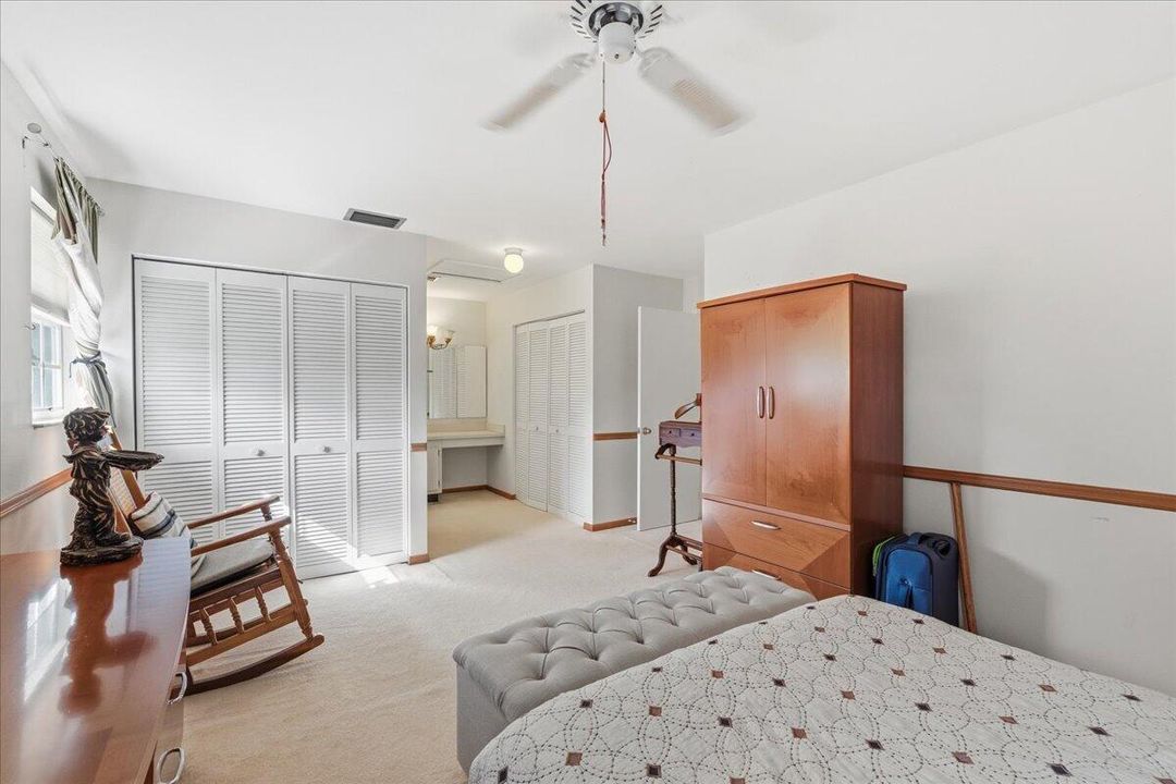 For Sale: $450,000 (3 beds, 2 baths, 1620 Square Feet)