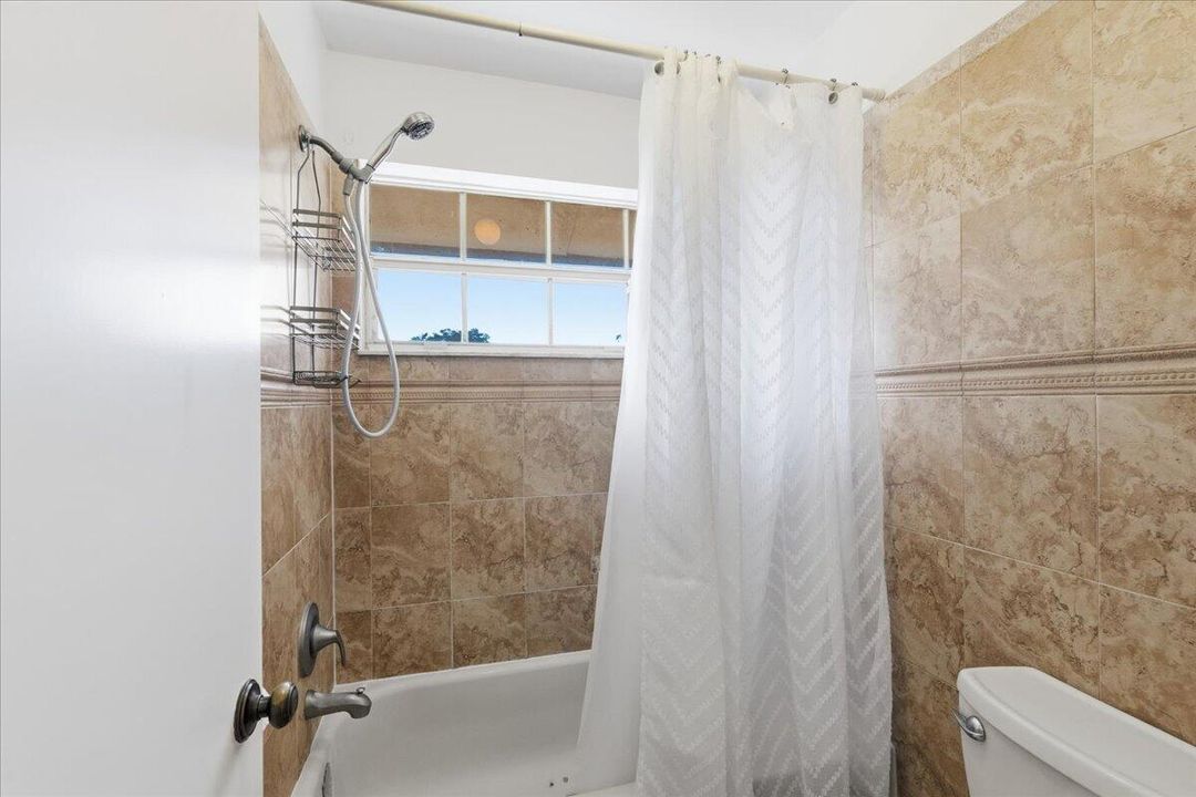 For Sale: $450,000 (3 beds, 2 baths, 1620 Square Feet)