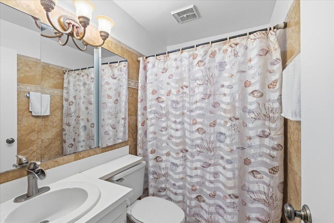 For Sale: $450,000 (3 beds, 2 baths, 1620 Square Feet)