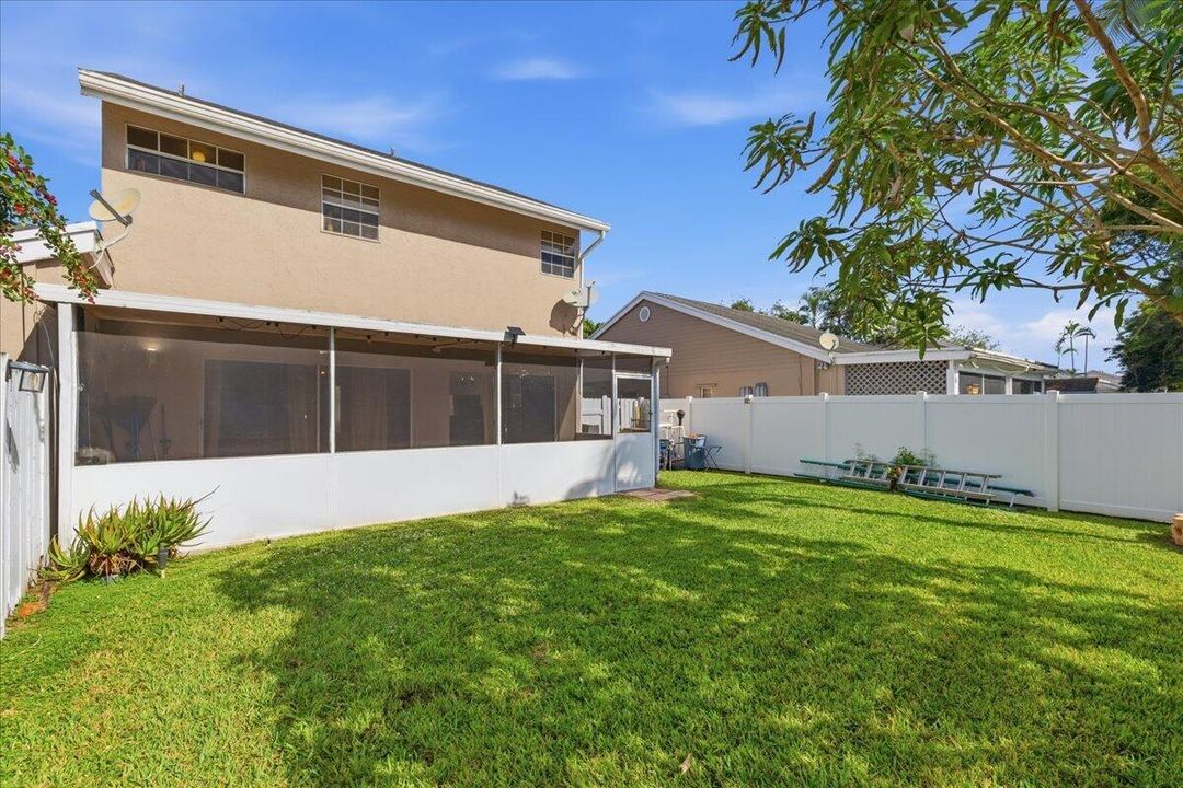 For Sale: $450,000 (3 beds, 2 baths, 1620 Square Feet)