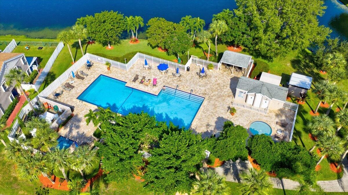 For Sale: $450,000 (3 beds, 2 baths, 1620 Square Feet)