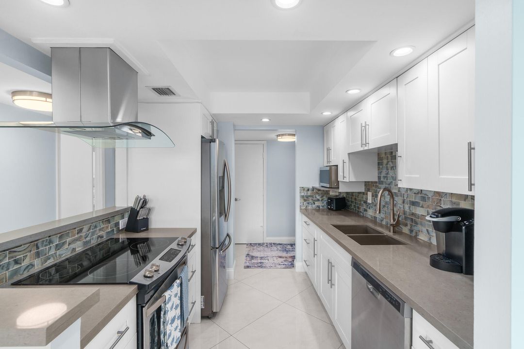 出租: $5,500 (2 贝兹, 2 浴室, 1170 平方英尺)