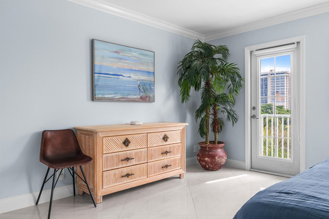 出租: $5,500 (2 贝兹, 2 浴室, 1170 平方英尺)