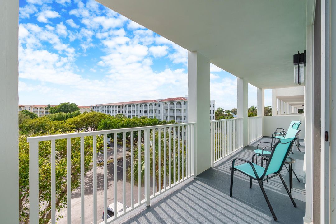 出租: $5,500 (2 贝兹, 2 浴室, 1170 平方英尺)