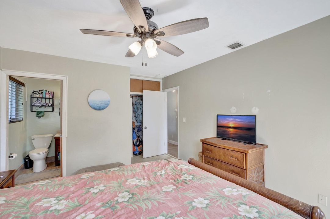 На продажу: $435,000 (2 спален, 2 ванн, 1133 Квадратных фут)