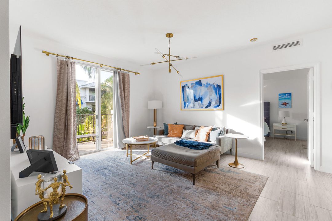 For Rent: $4,700 (2 beds, 2 baths, 1243 Square Feet)