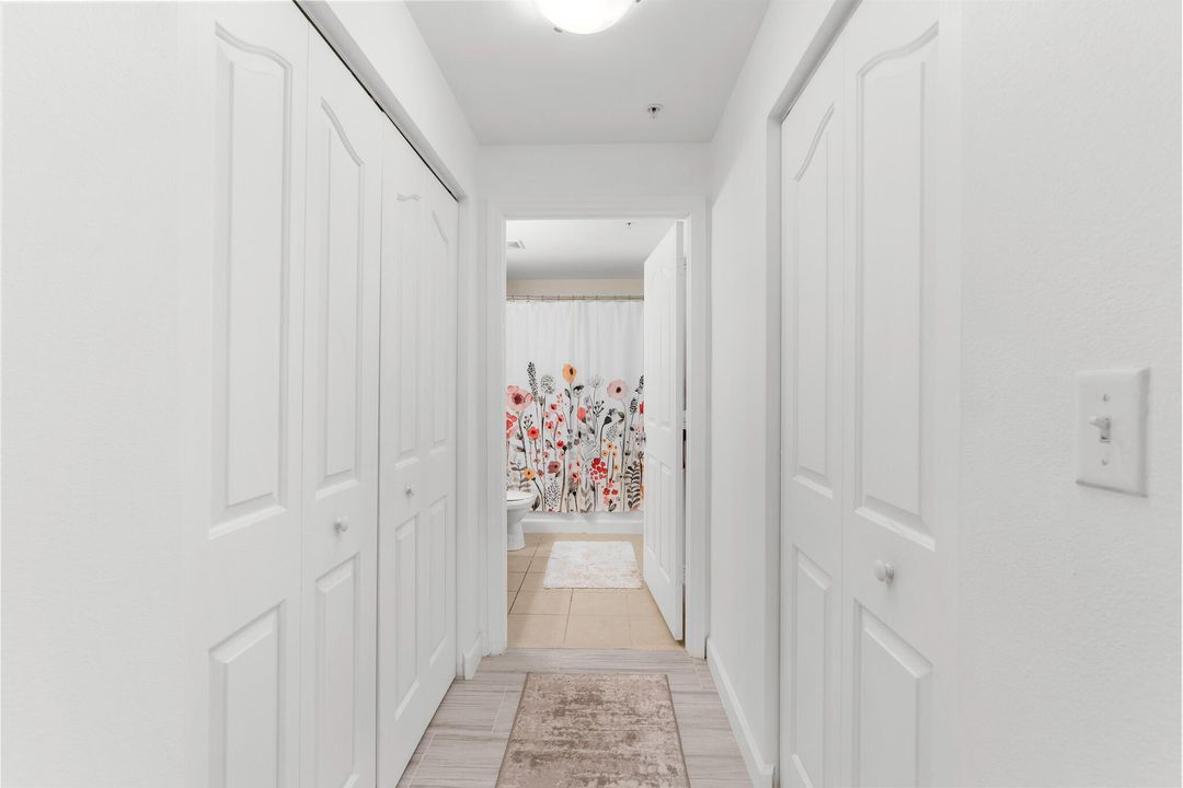 For Rent: $4,700 (2 beds, 2 baths, 1243 Square Feet)