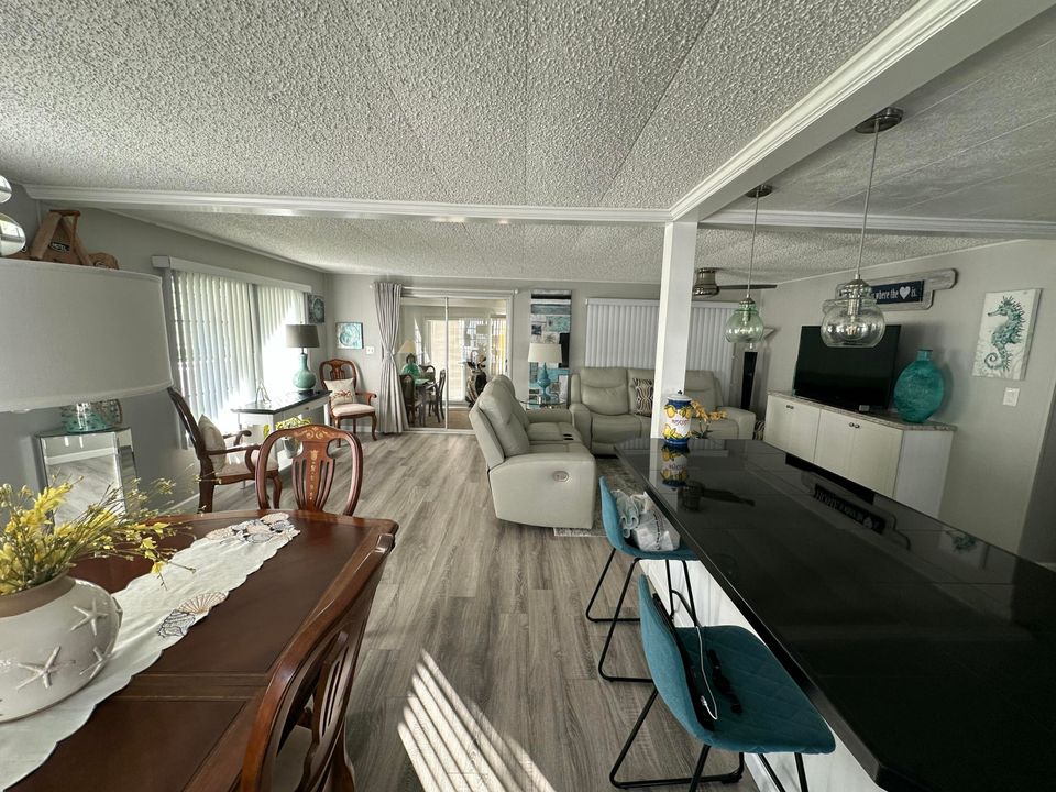 En Venta: $209,000 (2 camas, 2 baños, 1260 Pies cuadrados)