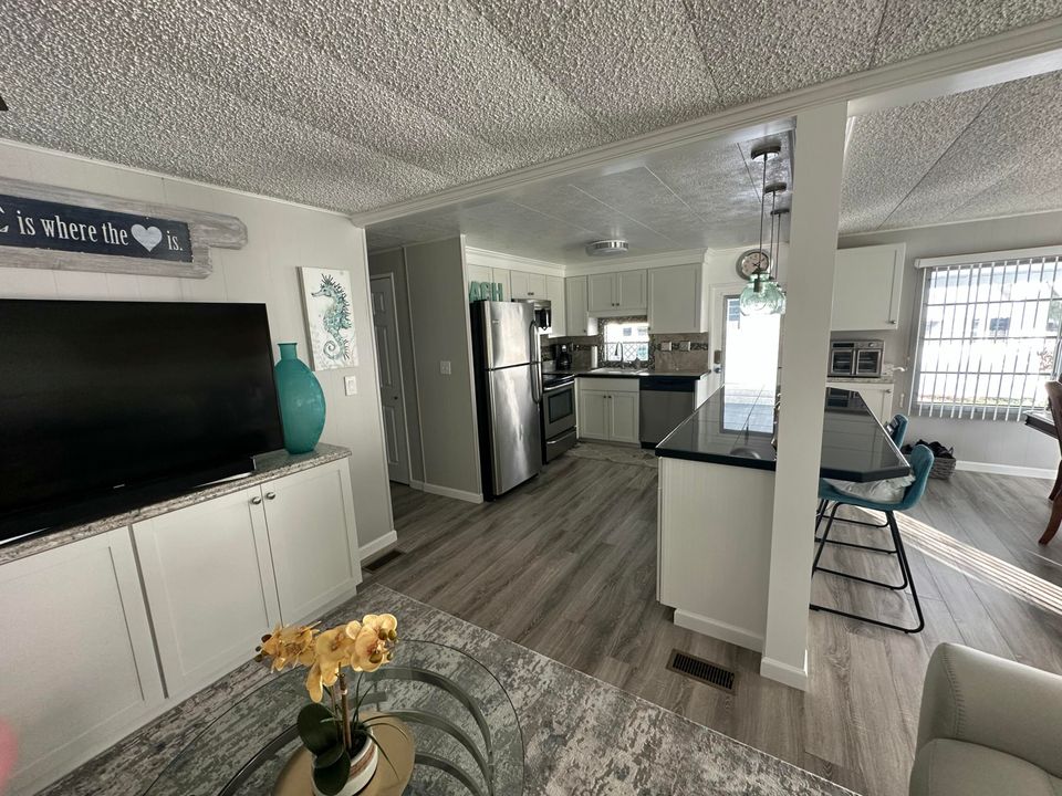 En Venta: $209,000 (2 camas, 2 baños, 1260 Pies cuadrados)