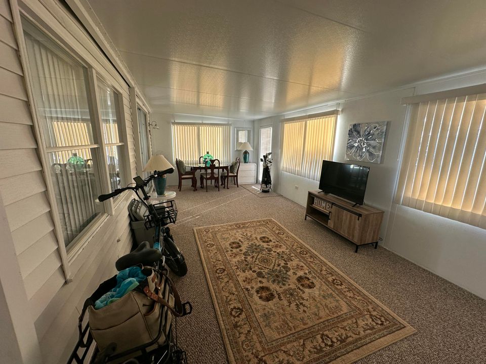 En Venta: $209,000 (2 camas, 2 baños, 1260 Pies cuadrados)