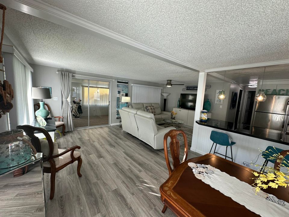 En Venta: $209,000 (2 camas, 2 baños, 1260 Pies cuadrados)