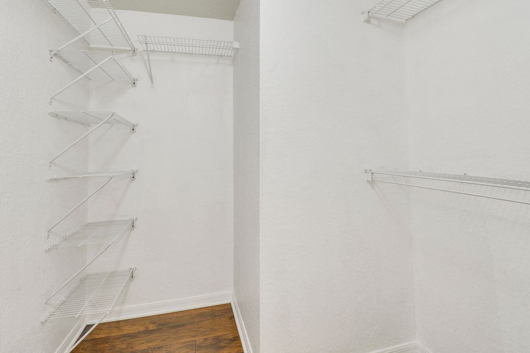 For Sale: $430,000 (3 beds, 2 baths, 1466 Square Feet)