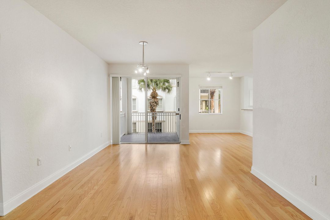 For Sale: $430,000 (3 beds, 2 baths, 1466 Square Feet)