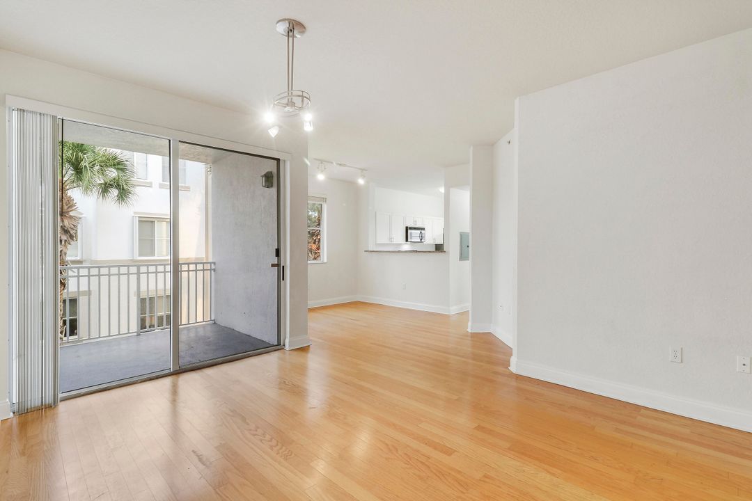 For Sale: $430,000 (3 beds, 2 baths, 1466 Square Feet)