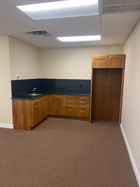 For Sale: $1,550 (0 beds, 0 baths, 500 Square Feet)