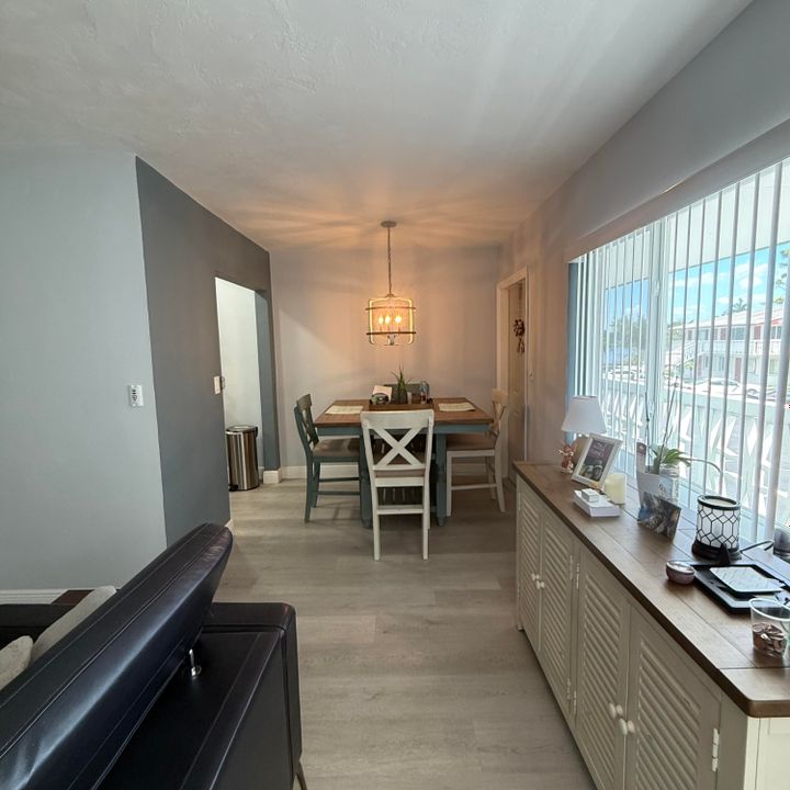 En Venta: $155,000 (2 camas, 1 baños, 880 Pies cuadrados)