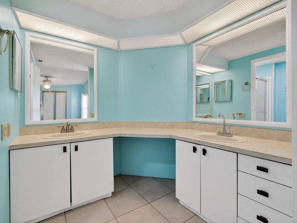 En Venta: $185,000 (2 camas, 2 baños, 1471 Pies cuadrados)