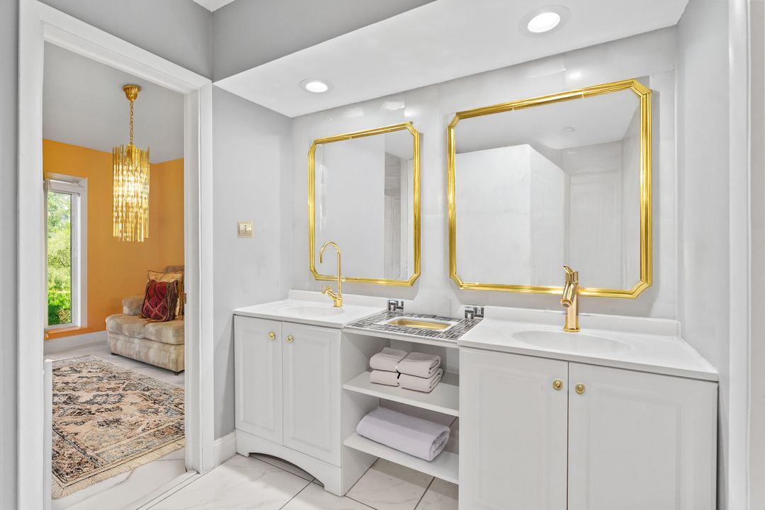 На продажу: $1,425,000 (5 спален, 4 ванн, 4338 Квадратных фут)