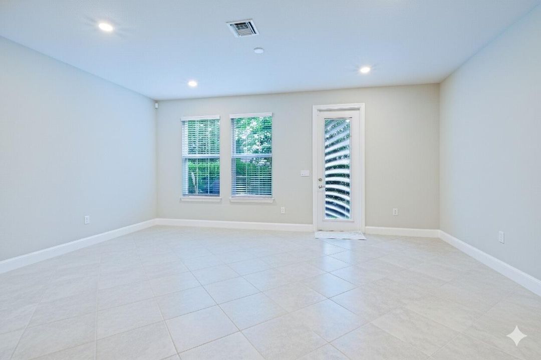 For Rent: $3,000 (3 beds, 2 baths, 1782 Square Feet)