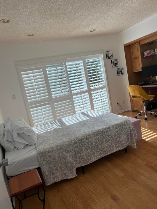 For Sale: $595,000 (3 beds, 2 baths, 1925 Square Feet)