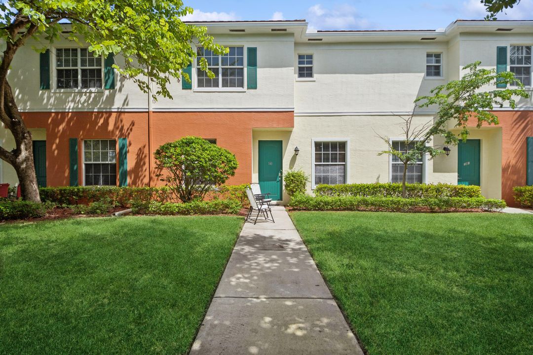 For Rent: $3,450 (3 beds, 2 baths, 2037 Square Feet)