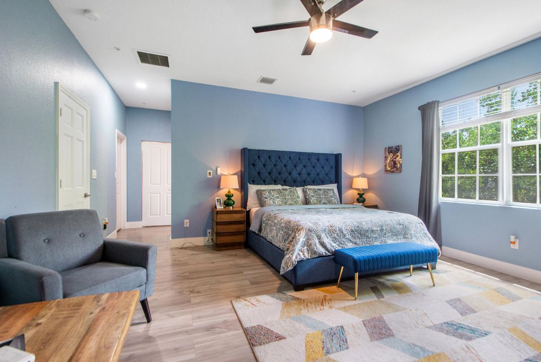 For Rent: $3,450 (3 beds, 2 baths, 2037 Square Feet)