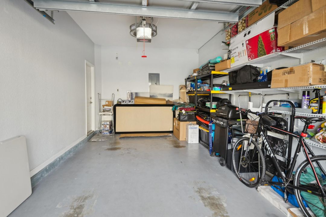 For Rent: $3,450 (3 beds, 2 baths, 2037 Square Feet)