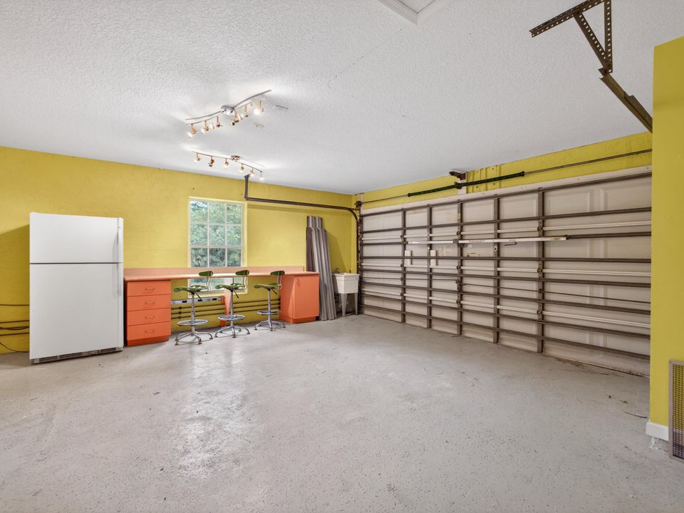 For Sale: $615,000 (3 beds, 2 baths, 1770 Square Feet)