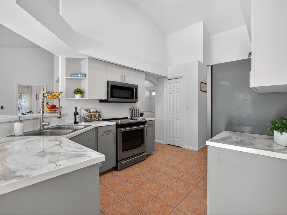 For Sale: $615,000 (3 beds, 2 baths, 1770 Square Feet)