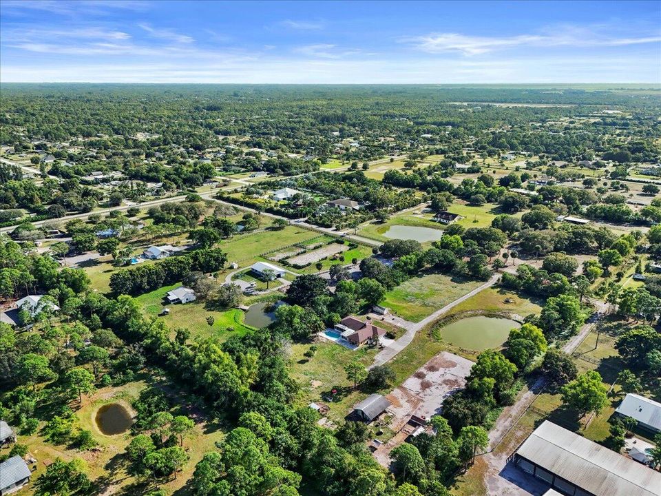 For Sale: $1,050,000 (3 beds, 3 baths, 2299 Square Feet)