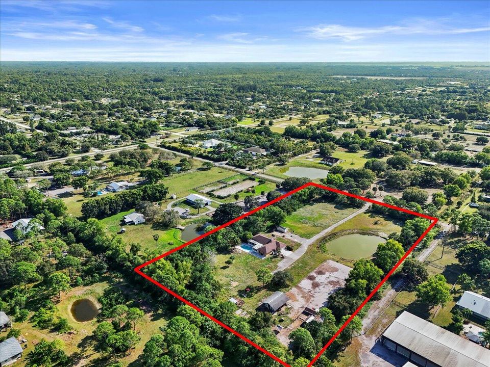 For Sale: $1,050,000 (3 beds, 3 baths, 2299 Square Feet)