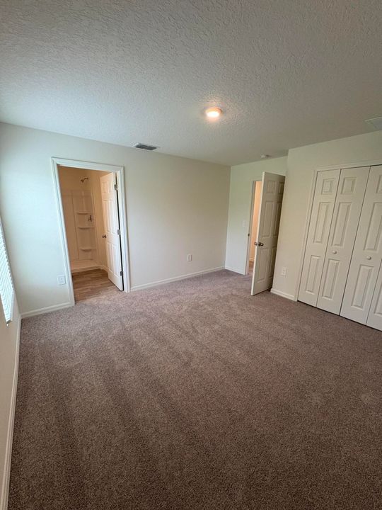 En Renta: $1,950 (3 camas, 2 baños, 1243 Pies cuadrados)