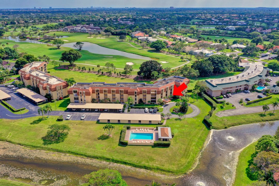 For Rent: $2,950 (2 beds, 2 baths, 1305 Square Feet)