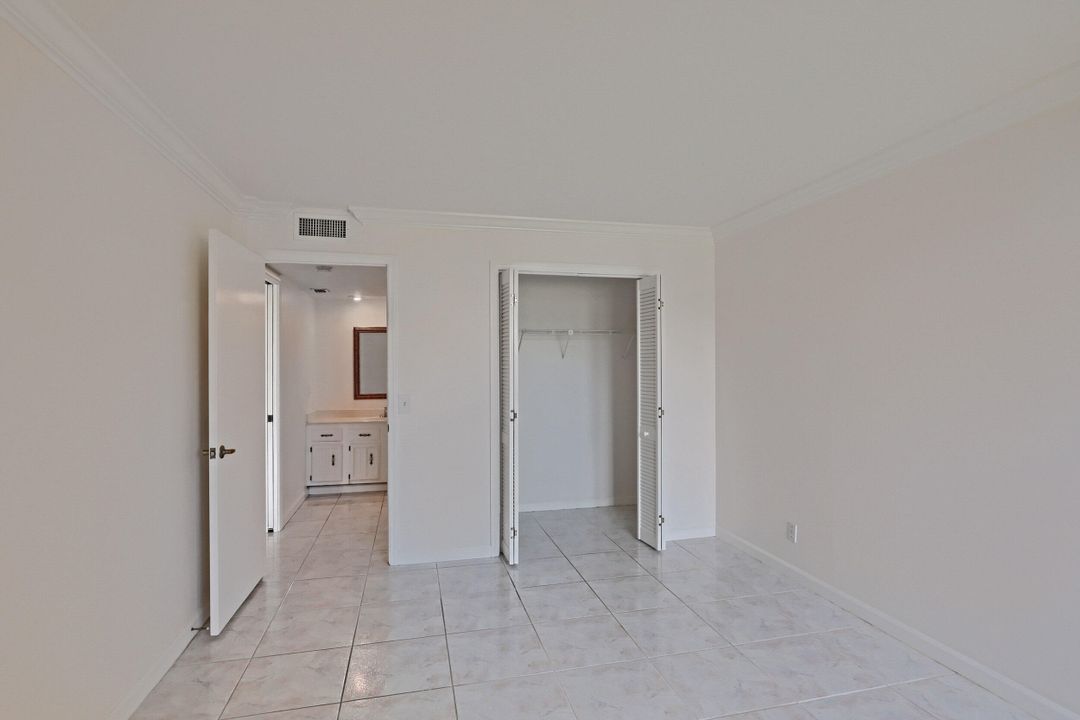 For Rent: $2,950 (2 beds, 2 baths, 1305 Square Feet)