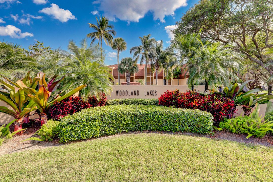 For Rent: $2,950 (2 beds, 2 baths, 1305 Square Feet)