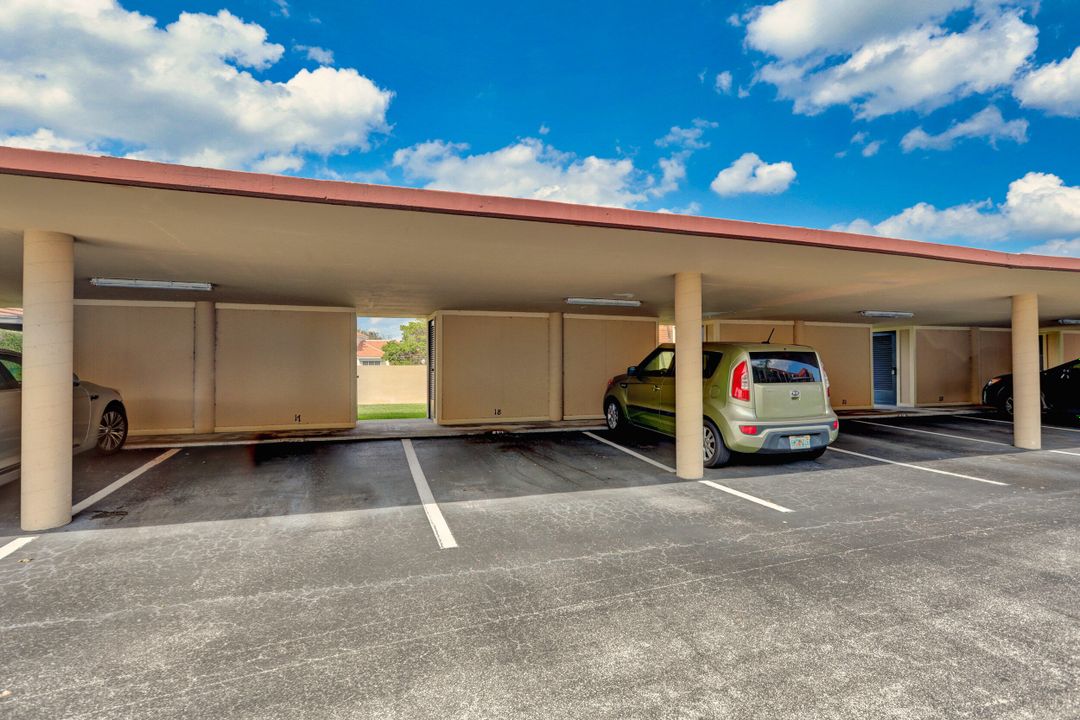 For Rent: $2,950 (2 beds, 2 baths, 1305 Square Feet)