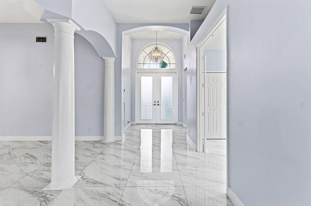 For Rent: $6,950 (4 beds, 3 baths, 2348 Square Feet)