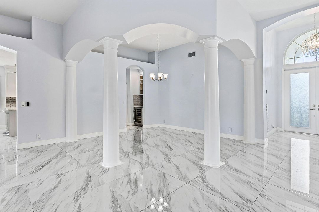 For Rent: $6,950 (4 beds, 3 baths, 2348 Square Feet)