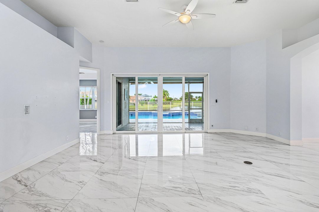 For Rent: $6,950 (4 beds, 3 baths, 2348 Square Feet)